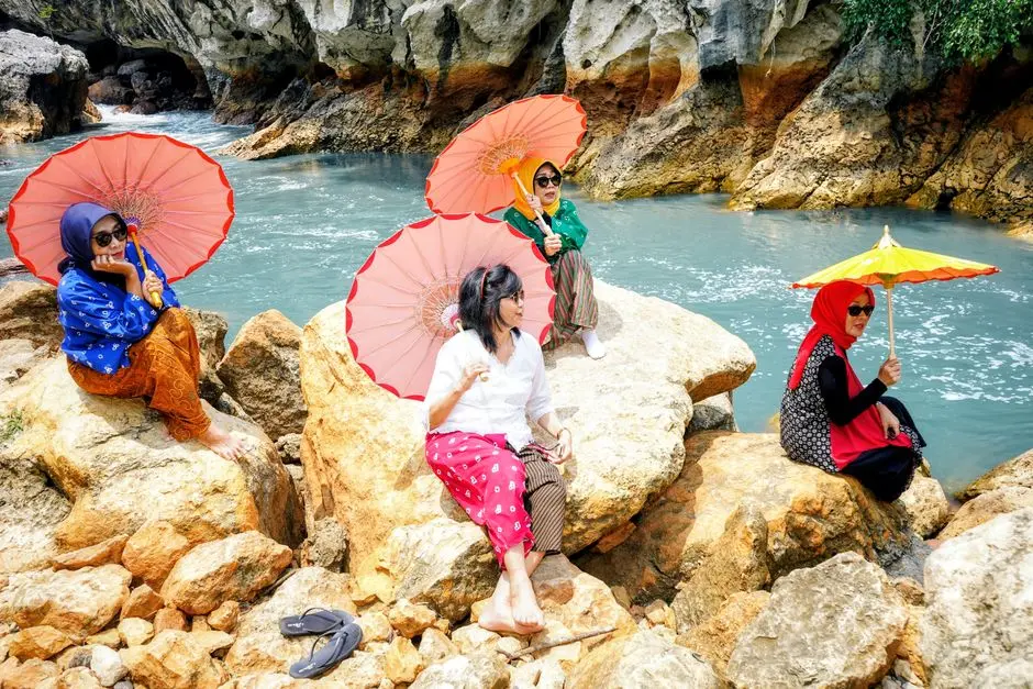 Menelusuri Pesona Kotamuntok: Destinasi Tersembunyi di Ujung Sumatera